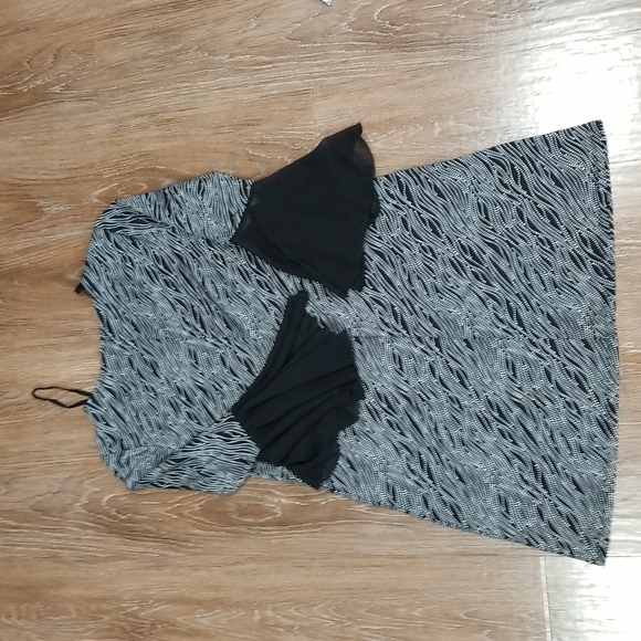 (S) Sears Classic Sheer Statement Sleeves Dots Patterned Evening Patterned - Picture 9 of 9